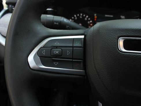 Used 2024 Jeep Compass Latitude AWD/4WD image 30
