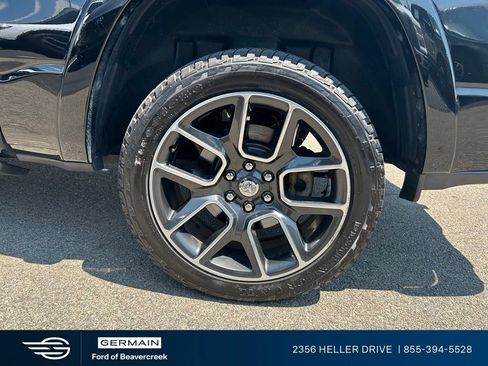Used 2019 RAM 1500 Laramie AWD/4WD image 13