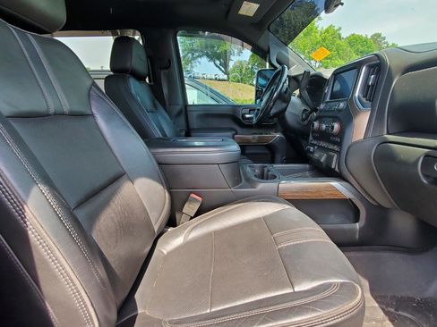 Used 2020 Chevrolet Silverado 3500 High Country AWD/4WD image 4
