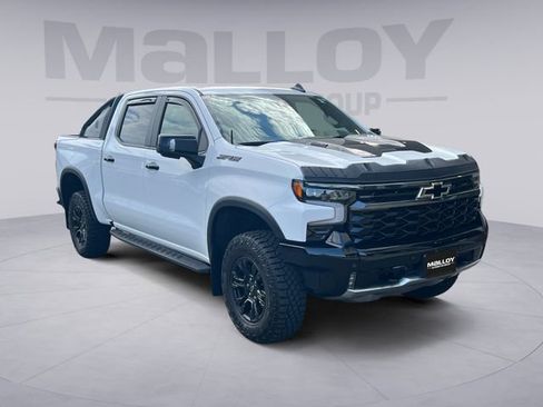 Certified 2025 Chevrolet Silverado 1500 ZR2 AWD/4WD image 7