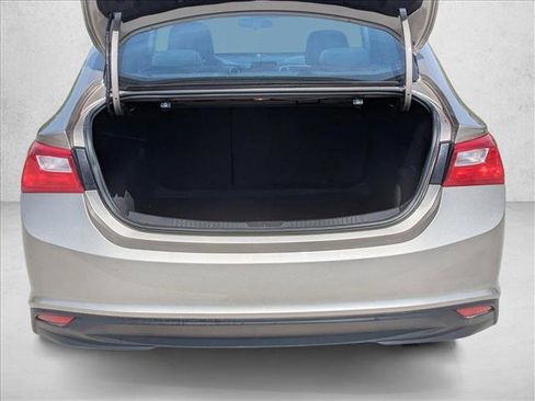 Used 2023 Chevrolet Malibu LT FWD image 7