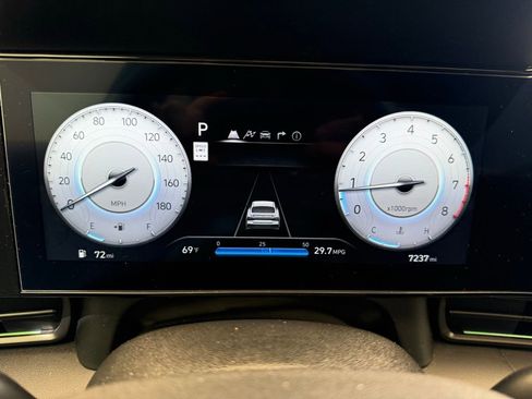 Used 2025 Hyundai Elantra N image 28