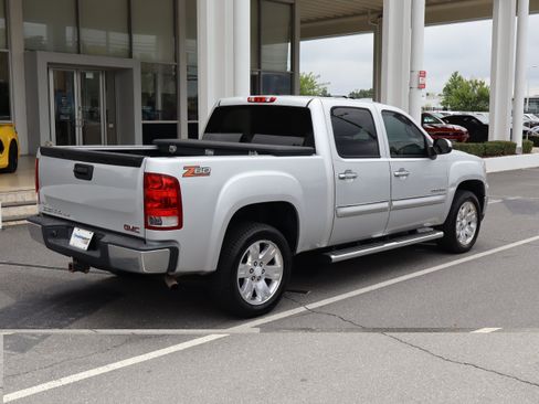 Used 2013 GMC Sierra 1500 SLE RWD image 10