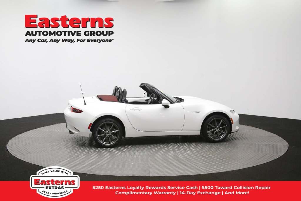 Used 2018 MAZDA MX-5 Miata Grand Touring RWD image 43