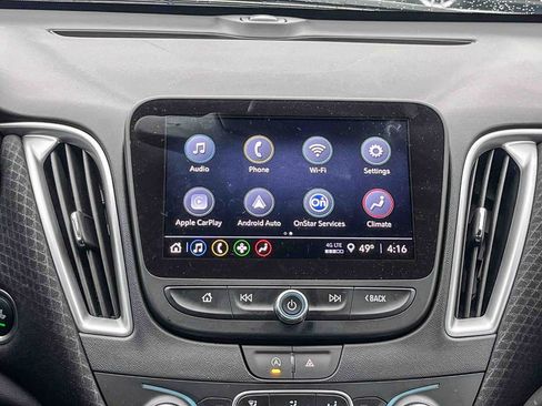 Used 2025 Chevrolet Malibu LT image 13