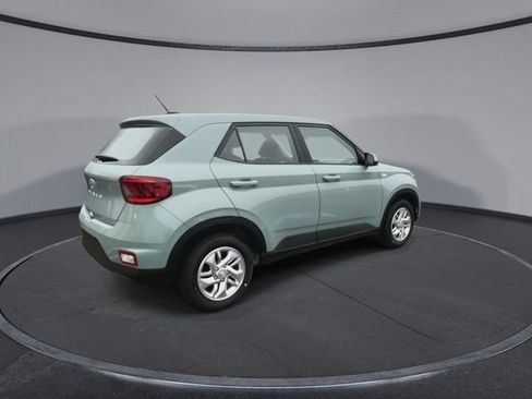 New 2026 Hyundai Venue SE image 12