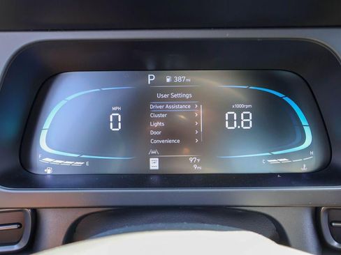 New 2026 Hyundai Elantra Sport FWD image 11