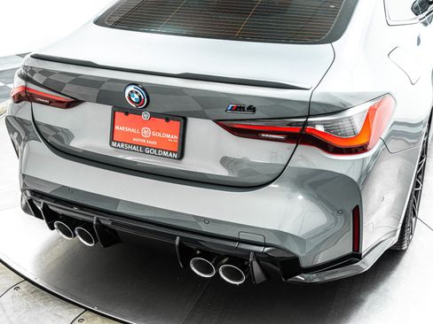 Used 2022 BMW M4 Competition w/ Executive Package RWD image 37