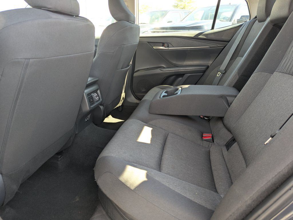 Used 2025 Toyota Camry LE FWD image 28