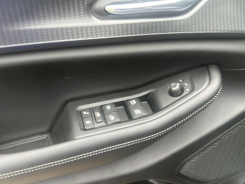New 2025 Jeep Grand Cherokee L Altitude AWD/4WD image 11