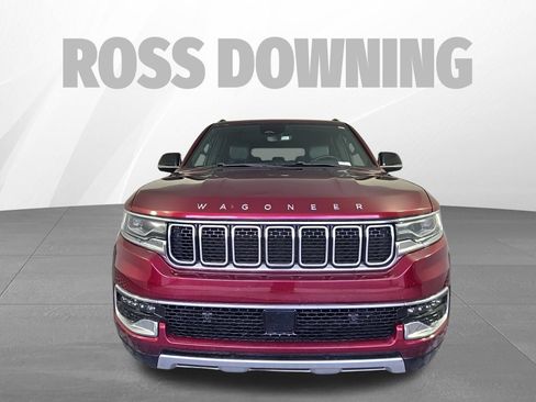 Used 2024 Jeep Wagoneer L Series II RWD image 3