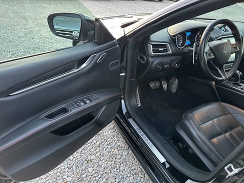 Used 2017 Maserati Ghibli S Q4 image 12