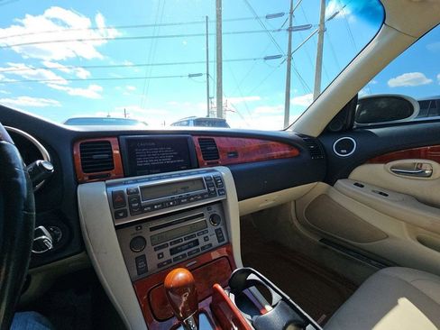 Used 2006 Lexus SC 430 Convertible image 15