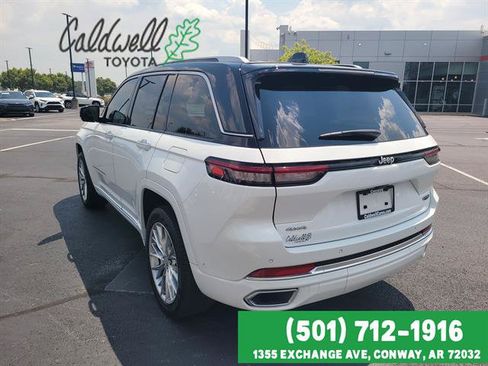 Used 2023 Jeep Grand Cherokee Summit AWD/4WD image 7
