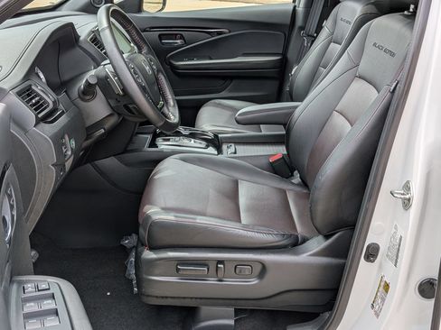 Certified 2023 Honda Ridgeline Black Edition image 11
