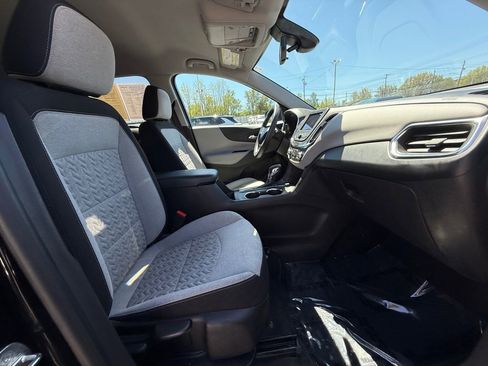 Used 2022 Chevrolet Equinox LT AWD/4WD image 24