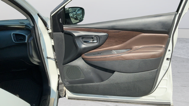 Used 2019 Nissan Murano Platinum FWD image 23
