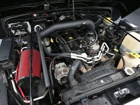 Used 2002 Jeep Wrangler X image 32