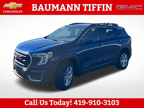 Used 2023 GMC Terrain SLE w/ Driver Convenience Package FWD image 7