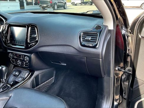 Used 2018 Jeep Compass Limited AWD/4WD image 25