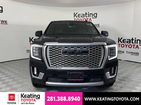 Used 2022 GMC Yukon Denali w/ Denali Premium Package AWD/4WD image 10