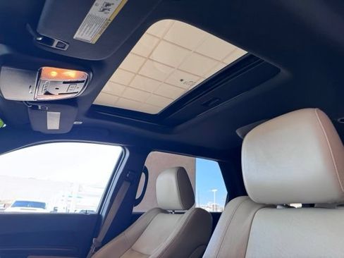 Used 2021 Dodge Durango GT RWD image 25