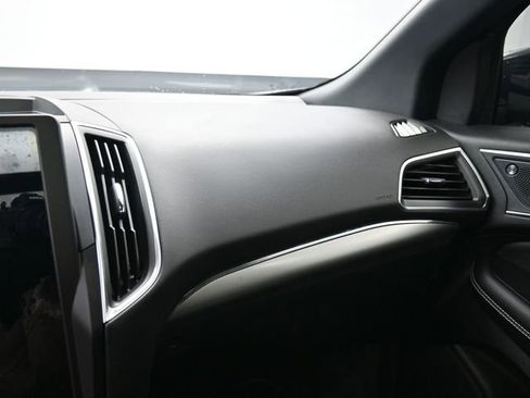 Used 2024 Ford Edge ST w/ Equipment Group 401A image 24