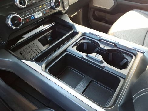 Used 2025 Ford F250 Lariat AWD/4WD image 11