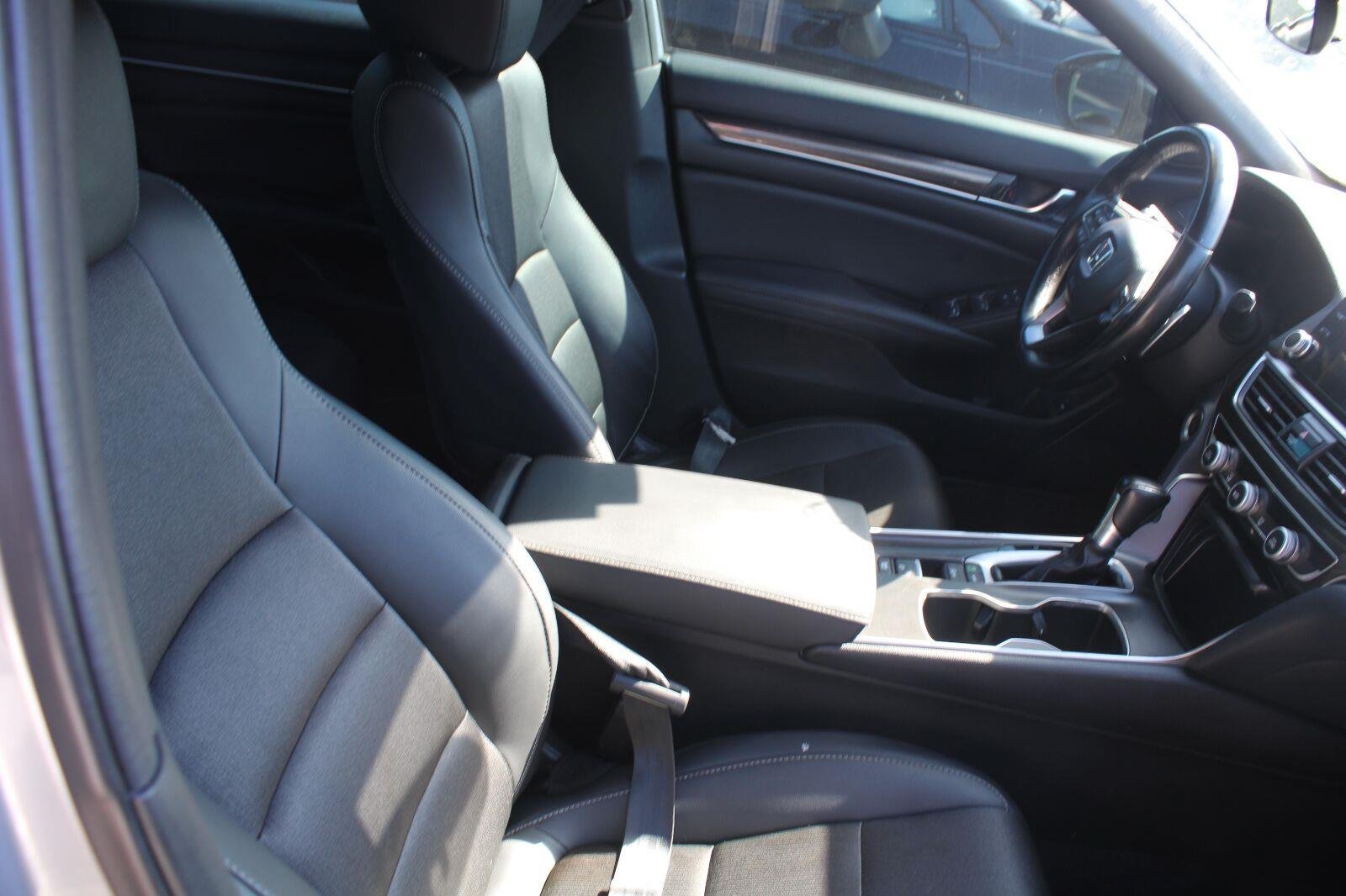 Used 2021 Honda Accord Sport image 4