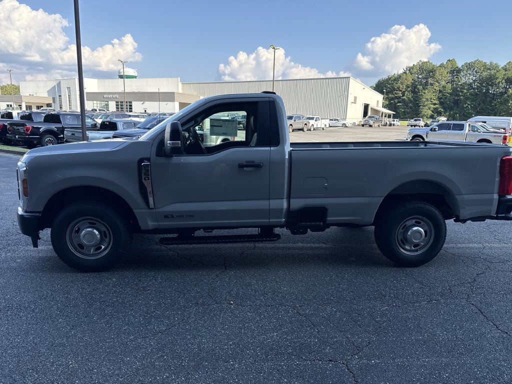 New 2026 Ford F350 XL RWD image 4