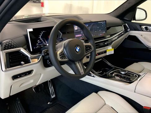 New 2026 BMW X7 xDrive40i w/ M Sport Package image 8