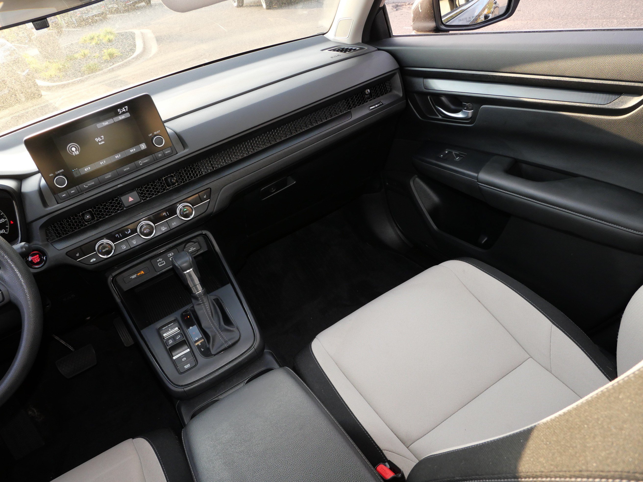 Used 2023 Honda CR-V EX image 11