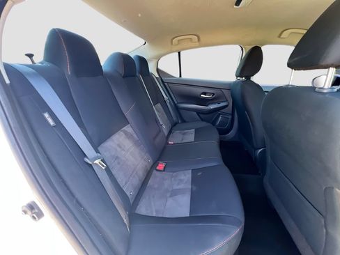 Used 2024 Nissan Sentra SR FWD image 25
