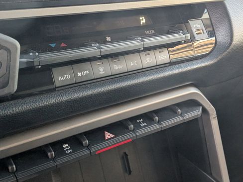 Used 2022 Toyota Tundra SR5 image 21