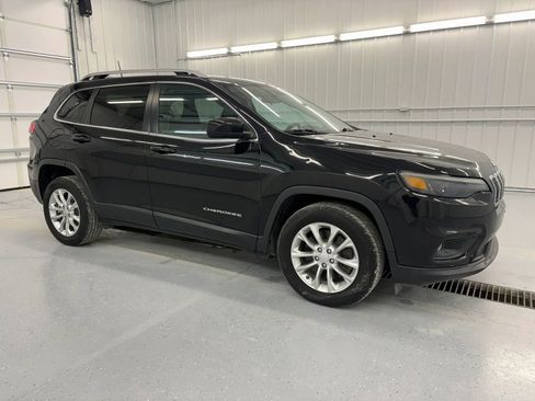 Used 2019 Jeep Cherokee Latitude w/ Popular Appearance Group FWD image 14