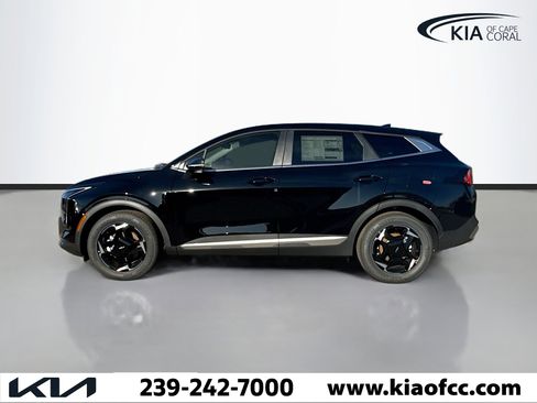 New 2026 Kia Sportage EX FWD image 3