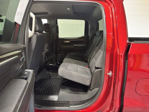 Used 2023 Chevrolet Silverado 1500 RST w/ Z71 Off-Road Package image 12