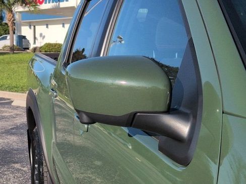 Used 2026 Nissan Frontier PRO-4X w/ Pro-4x Convenience Package AWD/4WD image 11