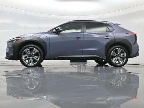 Used 2024 Subaru Solterra Limited image 53