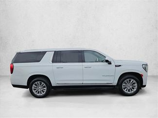 Used 2023 GMC Yukon XL SLT AWD/4WD video 3