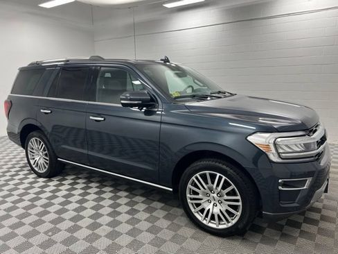 Used 2023 Ford Expedition Limited AWD/4WD image 4