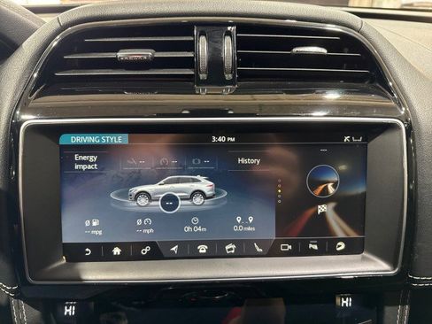 Used 2019 Jaguar F-PACE S image 28