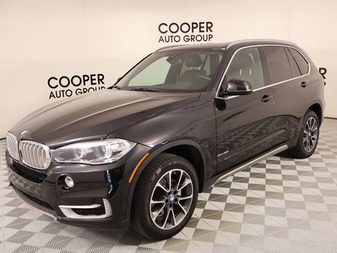 Used 2018 BMW X5 xDrive35i w/ M Sport Package AWD/4WD image 11