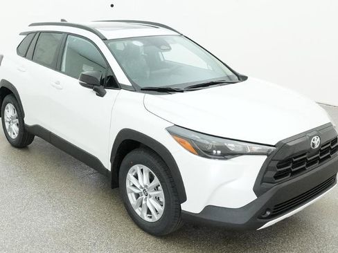 New 2026 Toyota Corolla Cross LE image 9