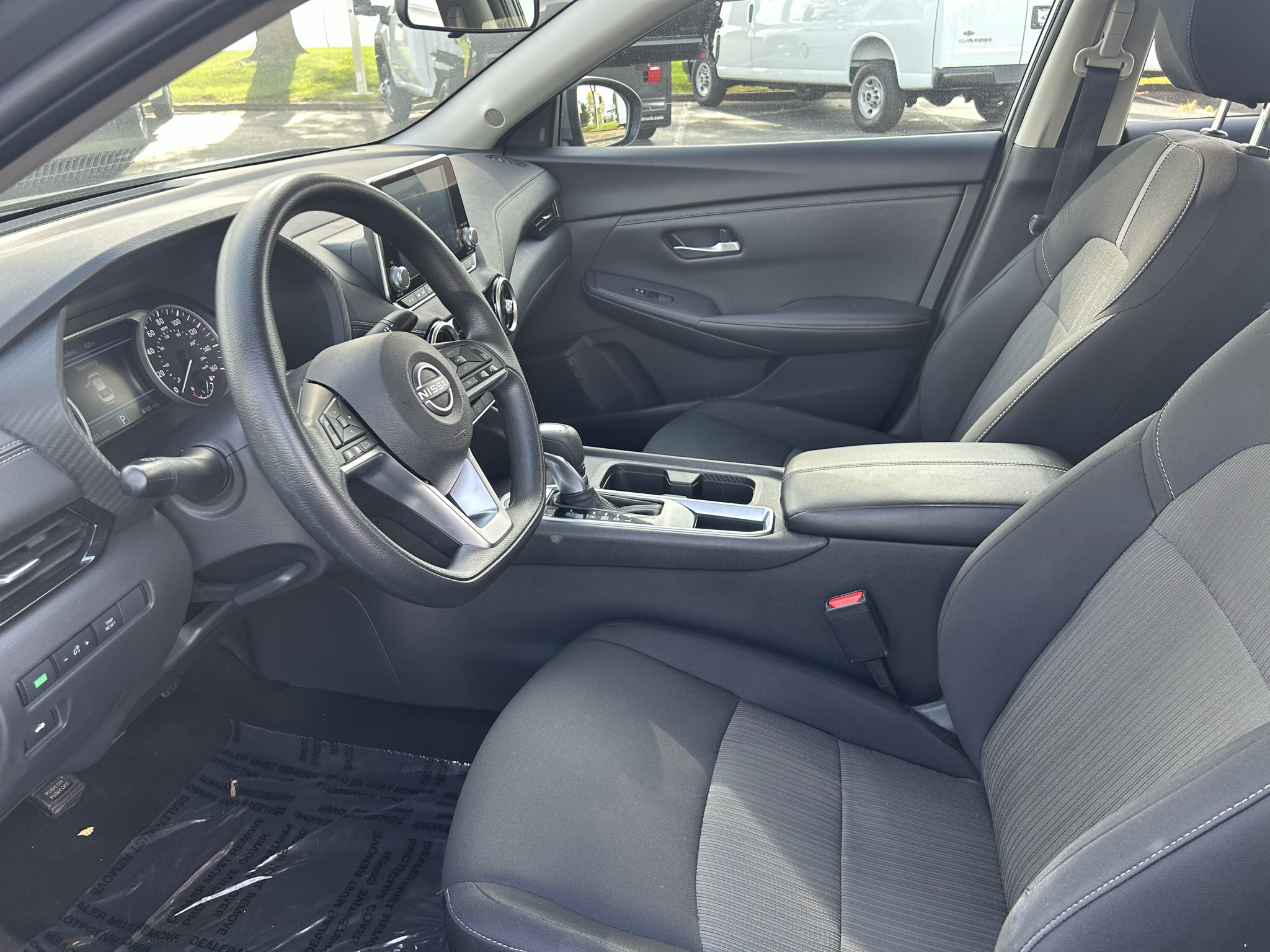 Used 2024 Nissan Sentra SV FWD image 25