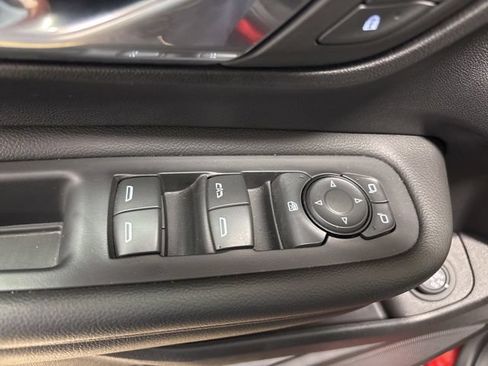 Used 2024 GMC Terrain SLT w/ Infotainment Package II AWD/4WD image 39