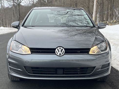 Used 2017 Volkswagen Golf Wolfsburg Edition image 3