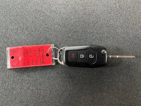 Used 2023 Ford F150 XLT AWD/4WD image 28