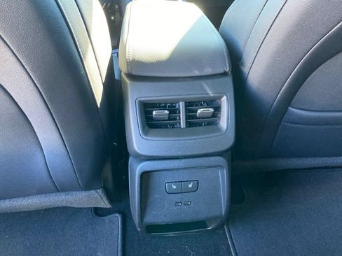 New 2026 Chevrolet Equinox EV LT w/ Convenience Package II AWD/4WD image 16