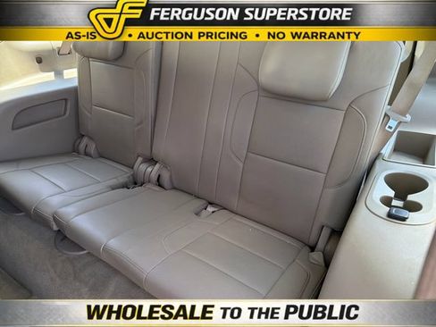 Used 2016 Chevrolet Suburban LTZ RWD image 22